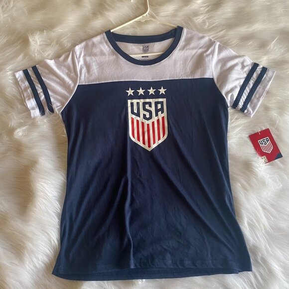 USA Soccer Women's World Cup Fashion T-Shirt NWT size L - Picture 2 of 8